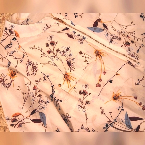 ANGVNS, Medium, Women's Long Sleeve Zippered Top - Picture 5 of 9